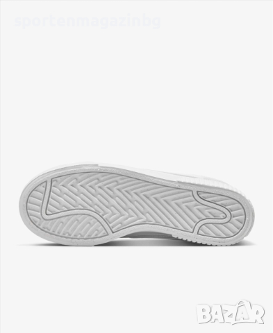 Дамски кецове Nike Court Legacy Lift, снимка 3 - Кецове - 44712837
