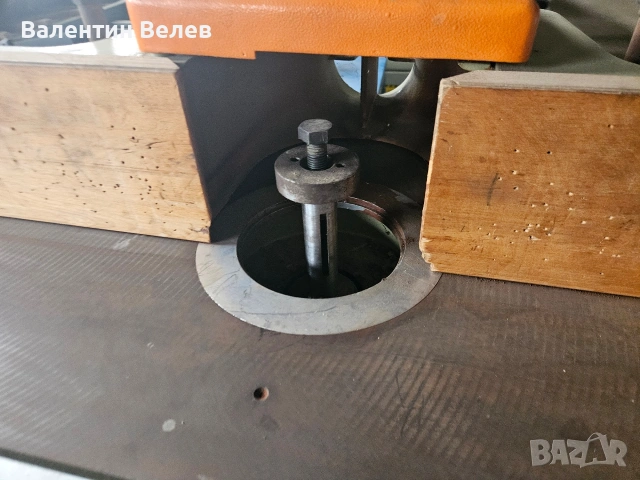 фреза с карета-SCM ,шпиндел ф 30мм., снимка 3 - Други машини и части - 53520178