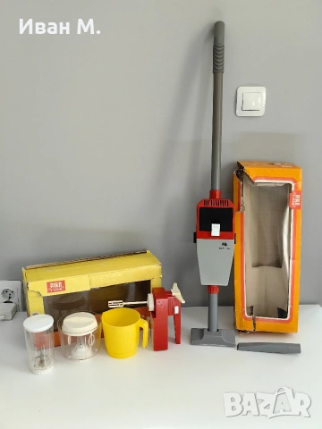 Стари играчки PIKO