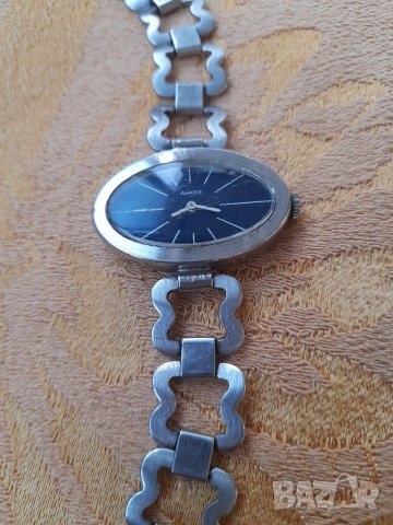 Стар дамски механичен часовник , снимка 4 - Антикварни и старинни предмети - 41837829