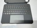 Клавиатура Logitech Combo Touch iPad Pro 11/ M4, снимка 5