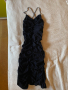 Нова с етикет! S рокля ZARA под коляното връзки на гърба, снимка 1 - Рокли - 36248052