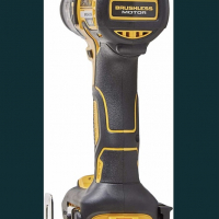 DeWALT Акумулаторен Ударен Безчетков Винтоверт 70Nm 18V Батерия Li-Ion 4Ah 1бр. Зарядно, снимка 3 - Винтоверти - 36446839