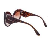 Слънчеви очила Dolce & Gabbana Cat Eye DG4321F502/13, снимка 4 - Слънчеви и диоптрични очила - 41739267