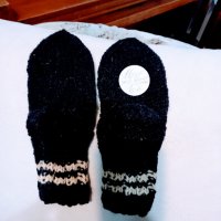 Ръчно плетени детски чорапи от вълна, ходило 16 см., снимка 1 - Чорапи - 39831219