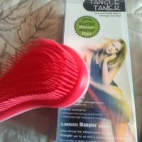 Продавам четка за коса Tangle Tamer, снимка 3 - Аксесоари за коса - 36054114