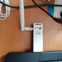 Wi-Fi безжичен USB адаптер с голямо усилване 150 Mbps , снимка 1 - Мрежови адаптери - 41709518