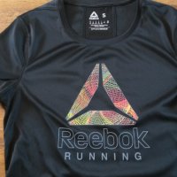 Reebok Run Essentials - страхотна дамска тениска КАТО НОВА, снимка 2 - Тениски - 41339987