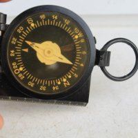 Немски военен компас от бакелит, снимка 6 - Антикварни и старинни предмети - 40644426