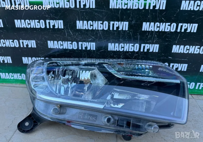 Фар десен фарове за Дачия Сандеро Dacia Sandero, снимка 1