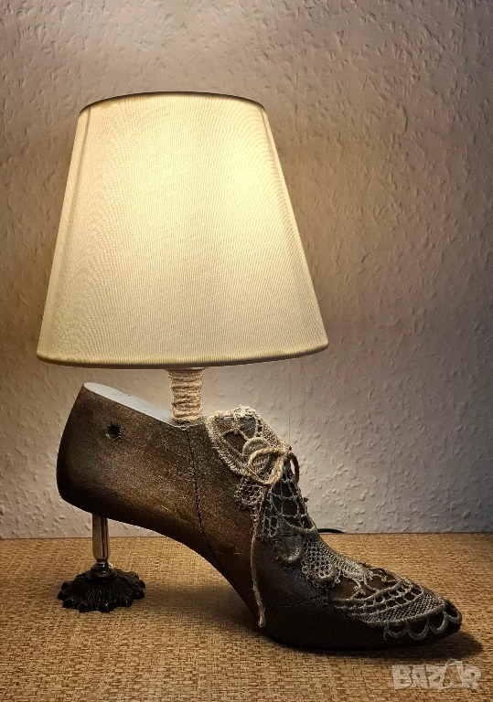 Настолна Лампа ЕЛЕГАНТЕН РЕТРО ШЕДЬОВЪР, снимка 1