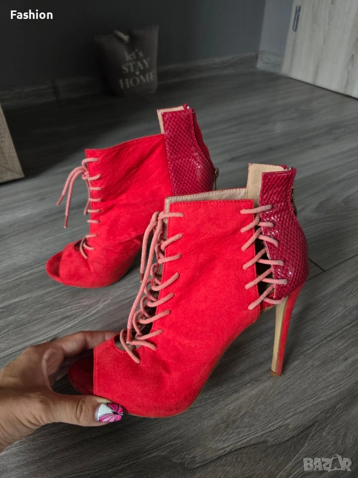 Уникални дамски обувки на ток с връзки, снимка 1