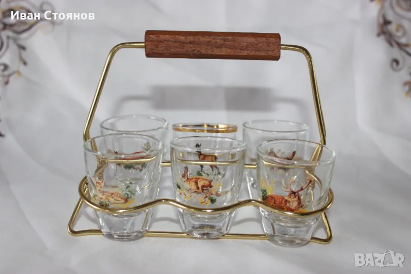 Френски комплект от 6 чаши за ракия /шотове/ с ловни мотиви., снимка 1