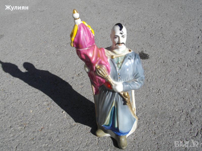 СТАР ПОРЦЕЛАН ШИШЕ ОТ ВОДКА СССР, снимка 1