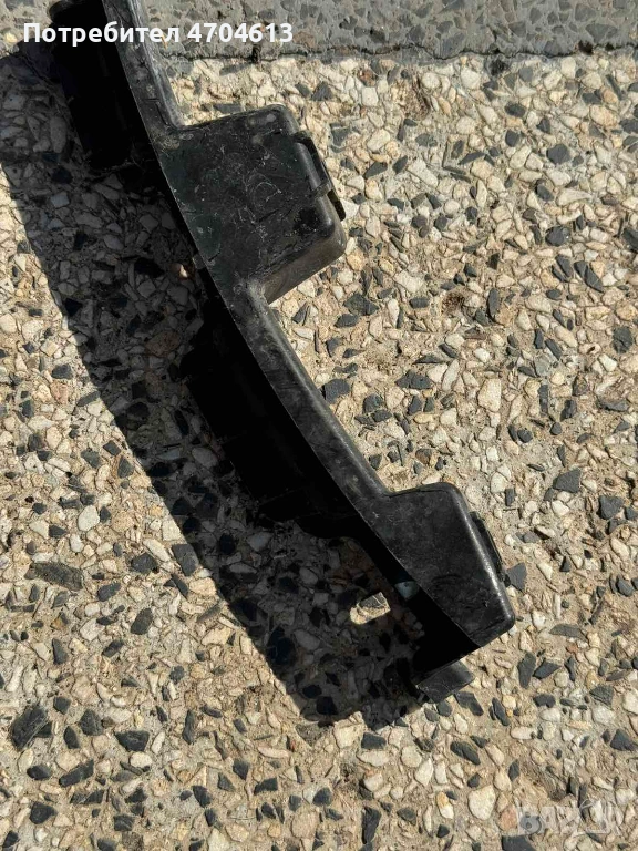 Водач на предна броня под ляв фар На Ауди Audi A8 D4 H4 само за 20Eur. 4h0807365a, снимка 1