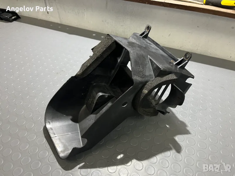 Въздуховода на кулера за Toyota Avensis T25 2.0 D-4D, снимка 1