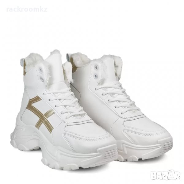 Дамски спортни боти на платформа с топла подплата в бял цвят, снимка 1