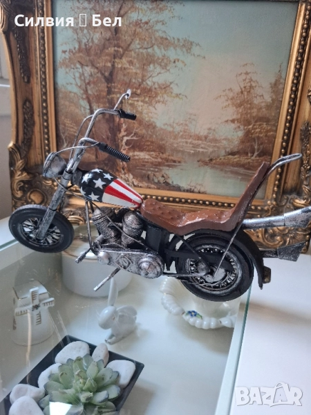 Винтидж декоративен мотор – духът на свободата🏍, снимка 1