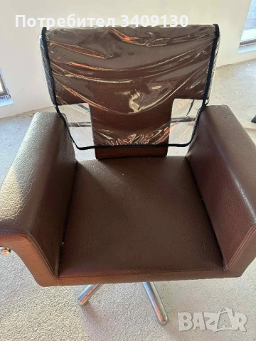 Два броя фризьорки столове , снимка 8 - Столове - 53101485