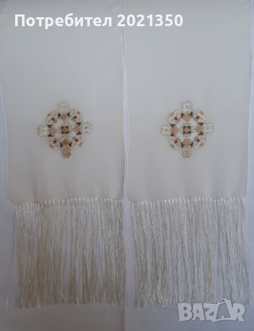Ръчно бродиран копринен шал с български автентичен мотив