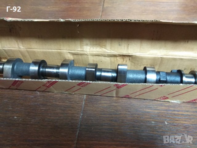 13501-67010**NEU**TOYOTA**3.0D*1KZJ-E**LAND CRUISER**Разпределителен вал  ** 05.1993-07.2009, снимка 6 - Части - 33768470
