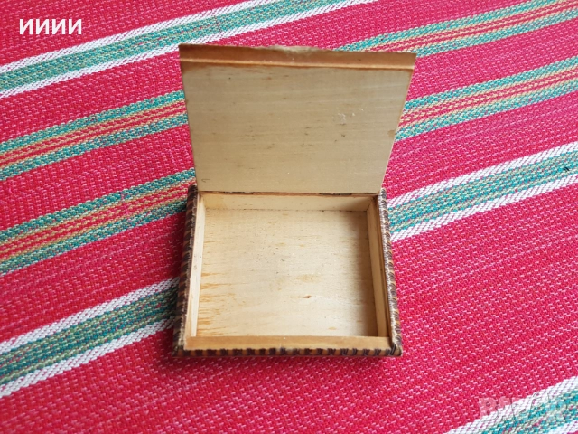 Кутия табакера , снимка 2 - Антикварни и старинни предмети - 52772758