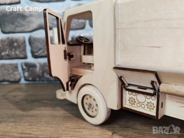 Дървен модел на Камион–Цистерна – Craft Camp, снимка 7 - Коли, камиони, мотори, писти - 52736076