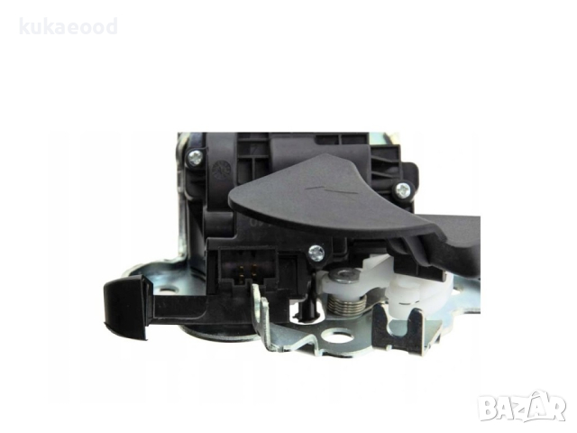 Машинка за заключване на багажник за VW Jetta A6 (2011-2018), снимка 4 - Части - 44671387