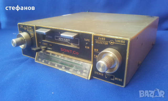 Ретро радио касетофон за автомобил  SONT,CO кадилак , снимка 1 - Антикварни и старинни предмети - 36150608