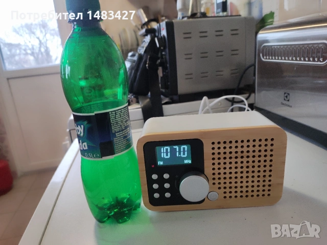 Радио с часовник Tchibo, снимка 4 - Радиокасетофони, транзистори - 53311279