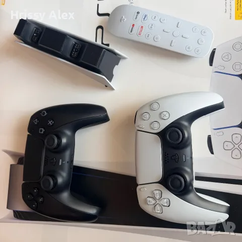 PS5 + 2 контролера + VR2 Headset, снимка 4 - PlayStation конзоли - 55753142