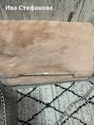 Чанта бебешко розово рошава имитация на заешка кожа еко косъм , снимка 5 - Чанти - 35833312
