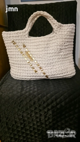 Продавам дамски чанти, снимка 7 - Чанти - 51376962