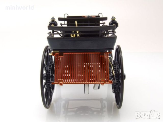 Daimler Motorkutsche 1886 - мащаб 1:18 на Norev моделът е нов в кутия, снимка 6 - Колекции - 41951305