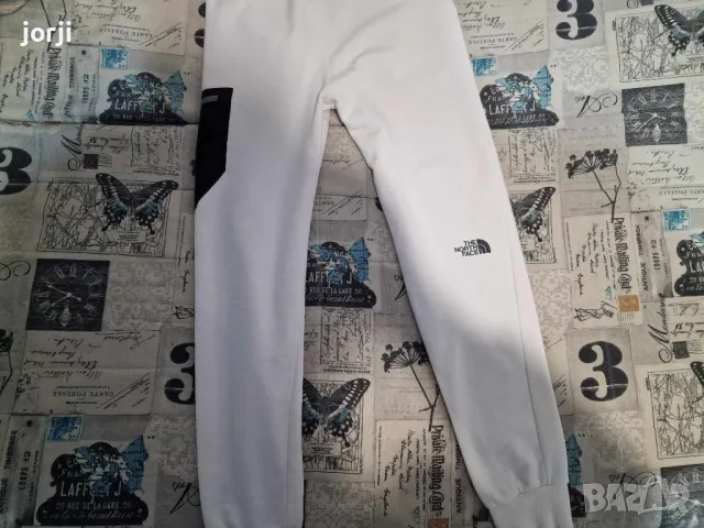 Оригинален The North Face спортен панталон , снимка 2 - Спортни дрехи, екипи - 49578531