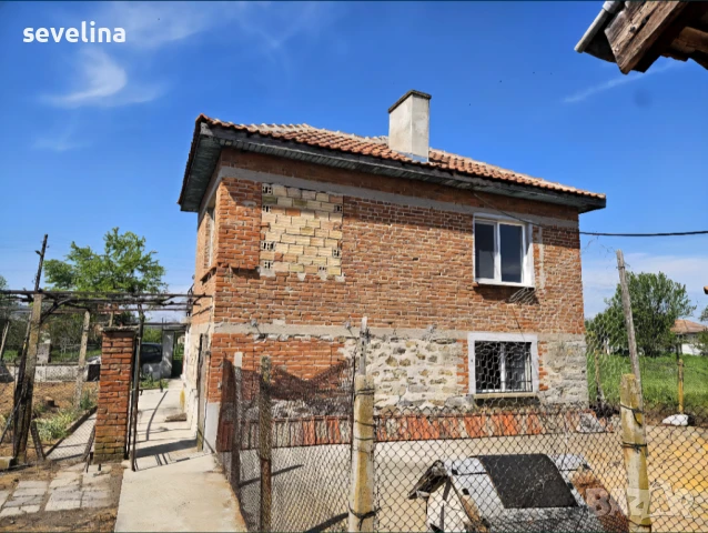 Къща в с. Крумово, обл. Ямбол , снимка 10 - Къщи - 50736486