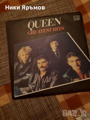 Двоен албум на Queen, снимка 1 - Грамофонни плочи - 38880880