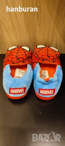 Пантофи спайдърмен на H&M, снимка 3 - Детски пантофи - 53284176