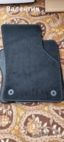 Продавам стелки за Шкода SUPERB, снимка 3 - Аксесоари и консумативи - 48748647