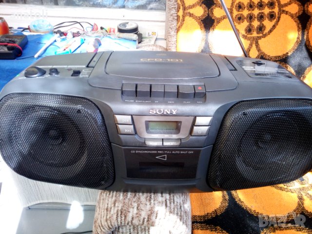 Касетофон Sony Cfd-101