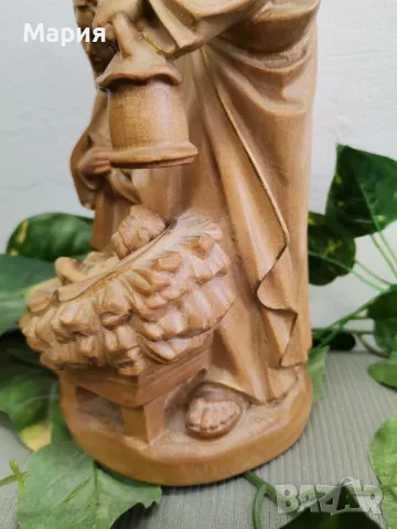 Дървена статуетка , снимка 3 - Антикварни и старинни предмети - 49086076