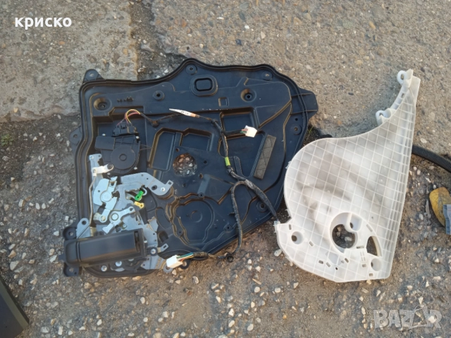 мазда 5 части, снимка 8 - Аксесоари и консумативи - 45586955