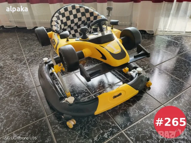 Бебешка проходилка 4 в 1 Chipolino Car Racer (Рейсър) в отлично състояние