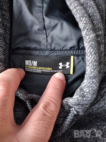 Суичър Under Armour размер М, снимка 6 - Суичъри - 44489412