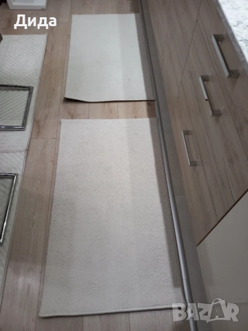 Продавам килим 120/170 и две пътеки 60/110 цвят крем, снимка 5 - Килими - 53250233
