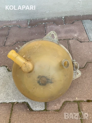 Казанче антифриз голф 4 / golf 4, снимка 3 - Части - 50547352