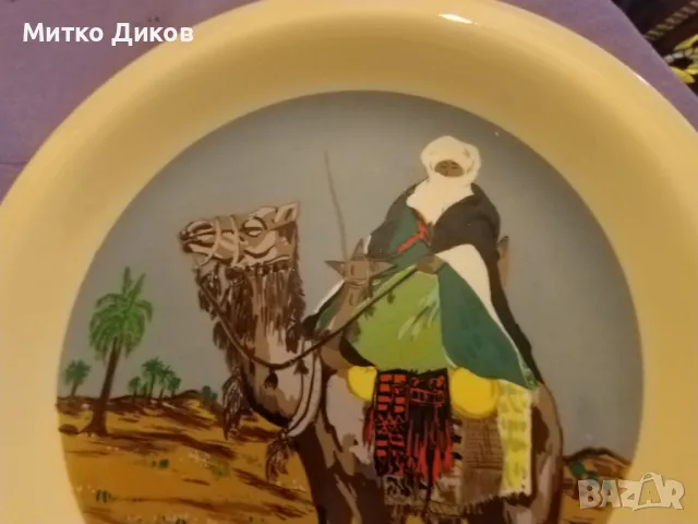 Порцеланова чиния нова на Дубай фи 265мм и на рисунката вътре 200мм, снимка 3 - Декорация за дома - 48103101