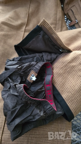 Дамски ски екип ХЛ-2ХЛ  нов панталон O'Neill 5000mm и яке Esprit Sports Tech 10000mm, снимка 14 - Зимни спортове - 52942517