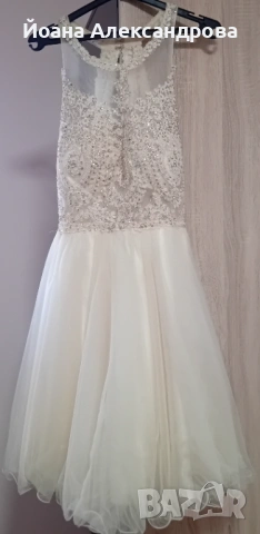 Продавам роклята си. Облечена един път за няколко часа, снимка 3 - Рокли - 53522608