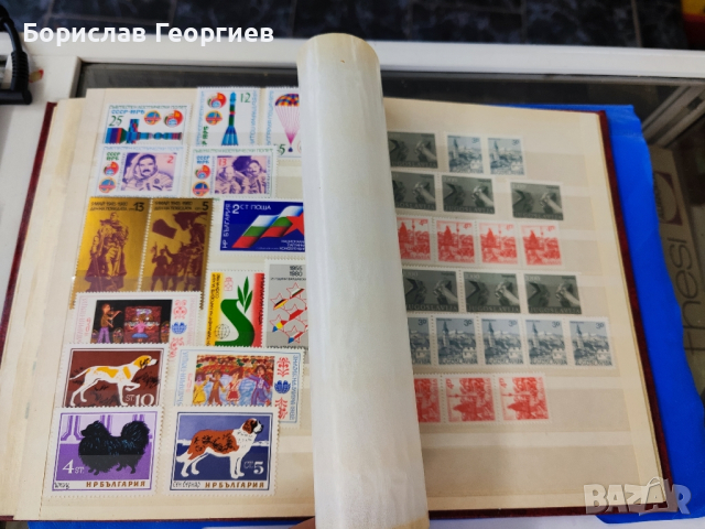 Класьор с пощенски марки, снимка 9 - Филателия - 44629106
